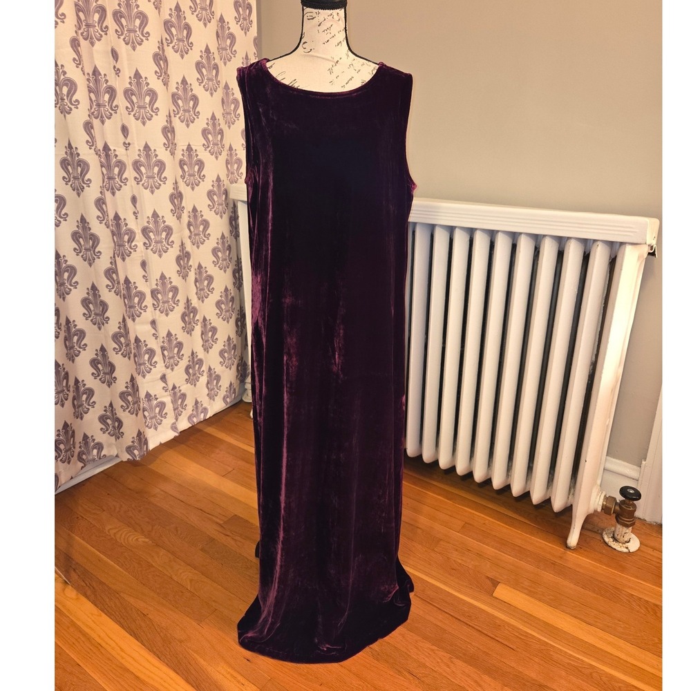 Eileen Fisher Silk Blend Velvet Y2K Sleeveless Maxi Column Dress Plum Purple L
